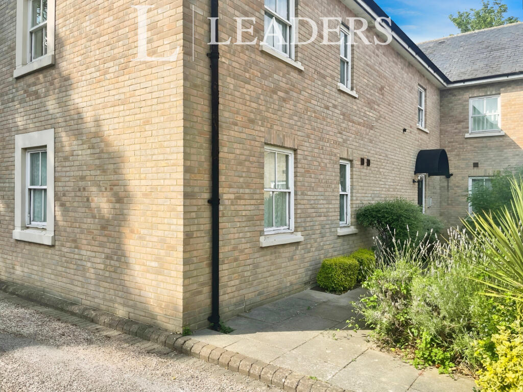 2 bed Apartment for rent in Witham. From Leaders Sales - Witham