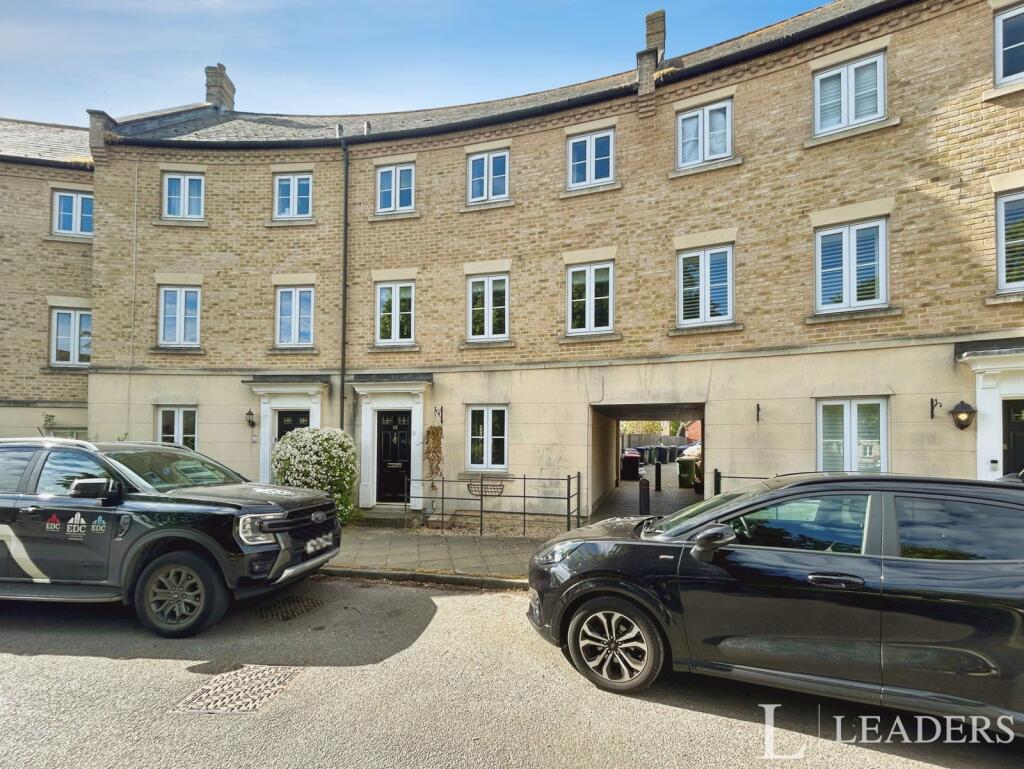 3 bed Detached for rent in Black Notley. From Leaders Sales - Witham 3 bed Detached for rent in Black Notley. From Leaders Sales - Witham