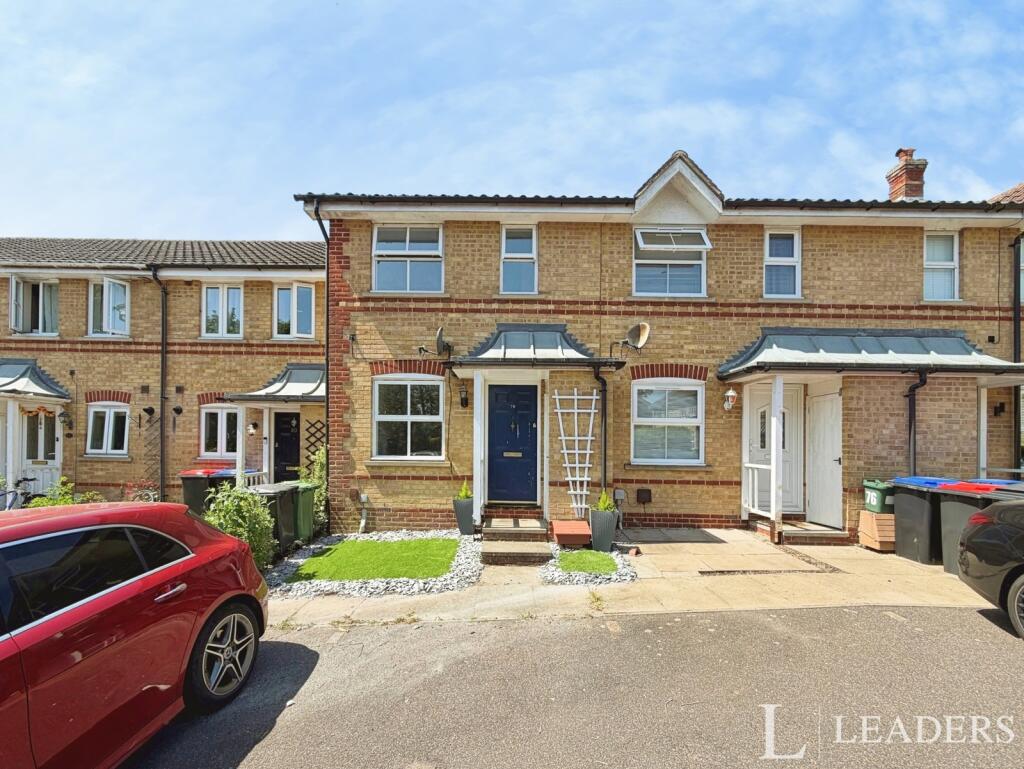 2 bed Mid Terraced House for rent in Braintree. From Leaders Sales - Witham