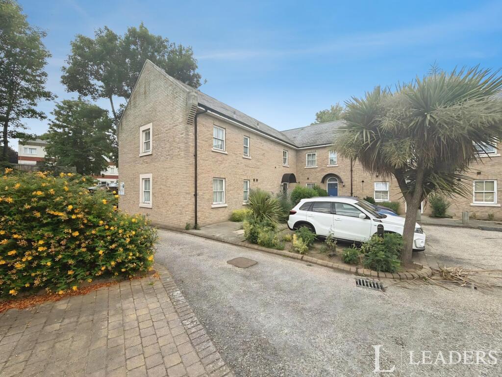 2 bed 1st Floor Flat for rent in Witham. From Leaders Sales - Witham