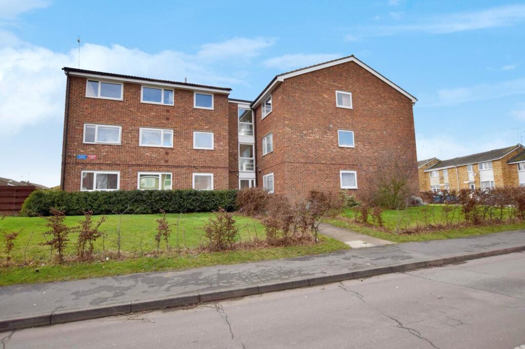 2 bed 1st Floor Flat for rent in Rivenhall End. From Leaders Sales - Witham 2 bed 1st Floor Flat for rent in Rivenhall End. From Leaders Sales - Witham
