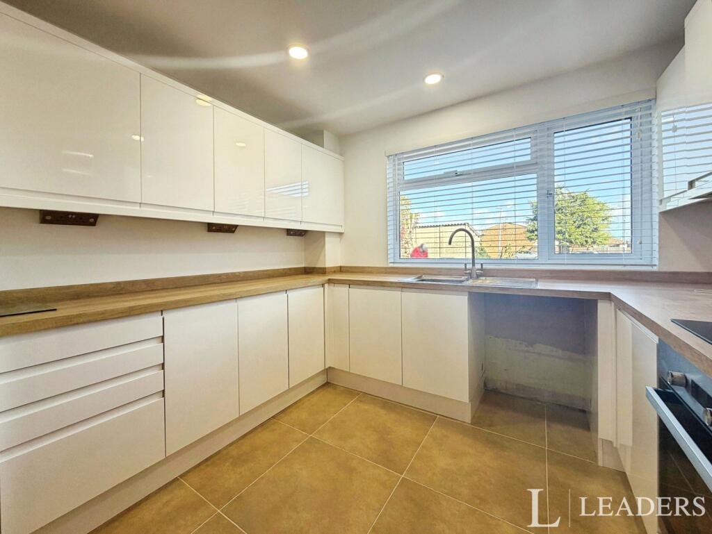 3 bed Semi Detached for rent in Witham. From Leaders Sales - Witham 3 bed Semi Detached for rent in Witham. From Leaders Sales - Witham