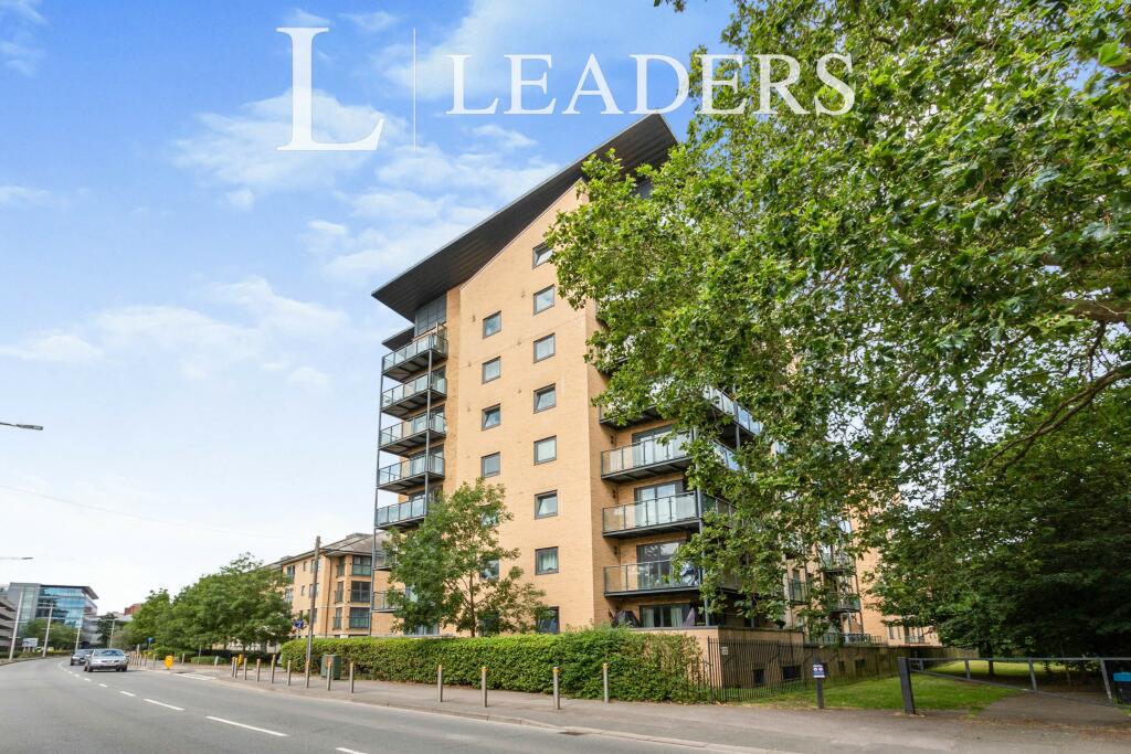 2 bed Apartment for rent in Woking. From Leaders - Woking