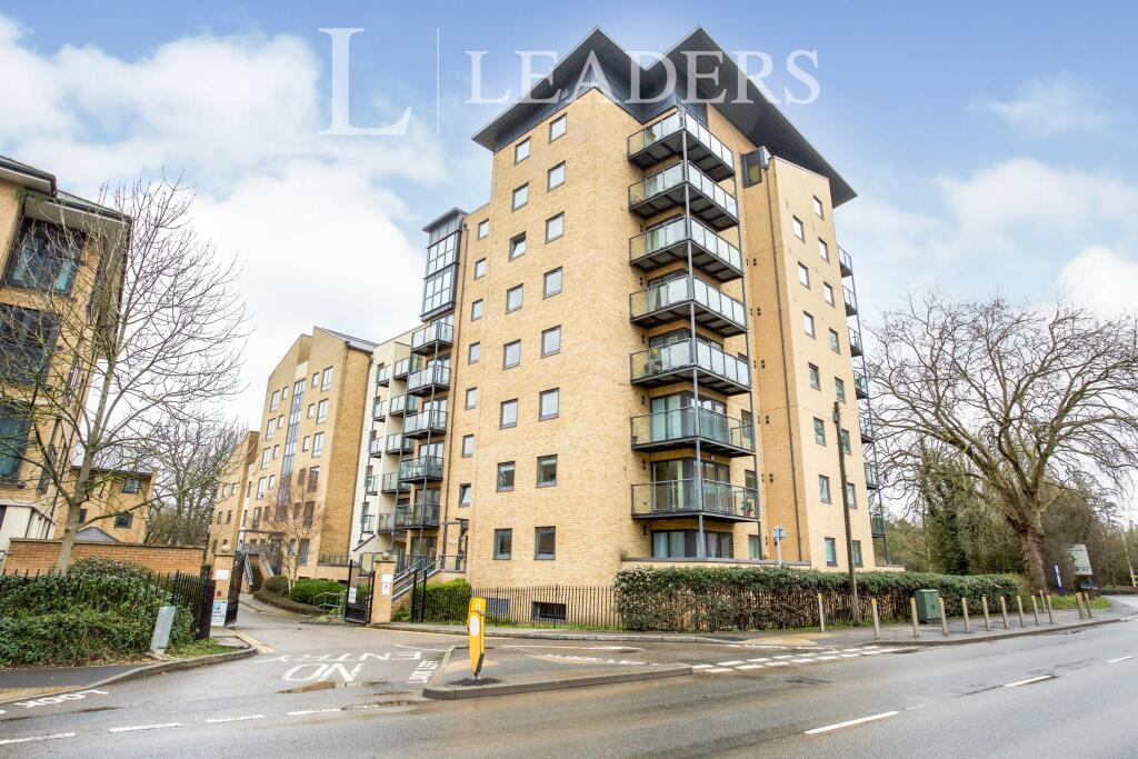 1 bed Apartment for rent in Woking. From Leaders - Woking