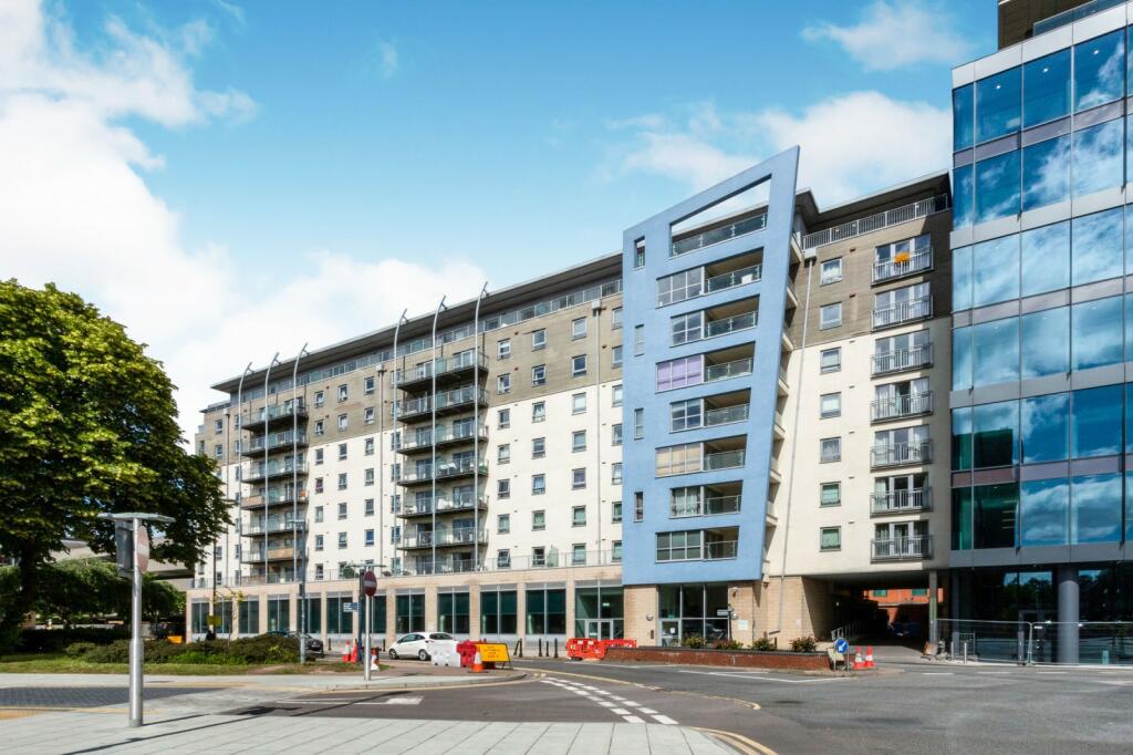 0 bed Apartment for rent in Woking. From Leaders Lettings - Woking
