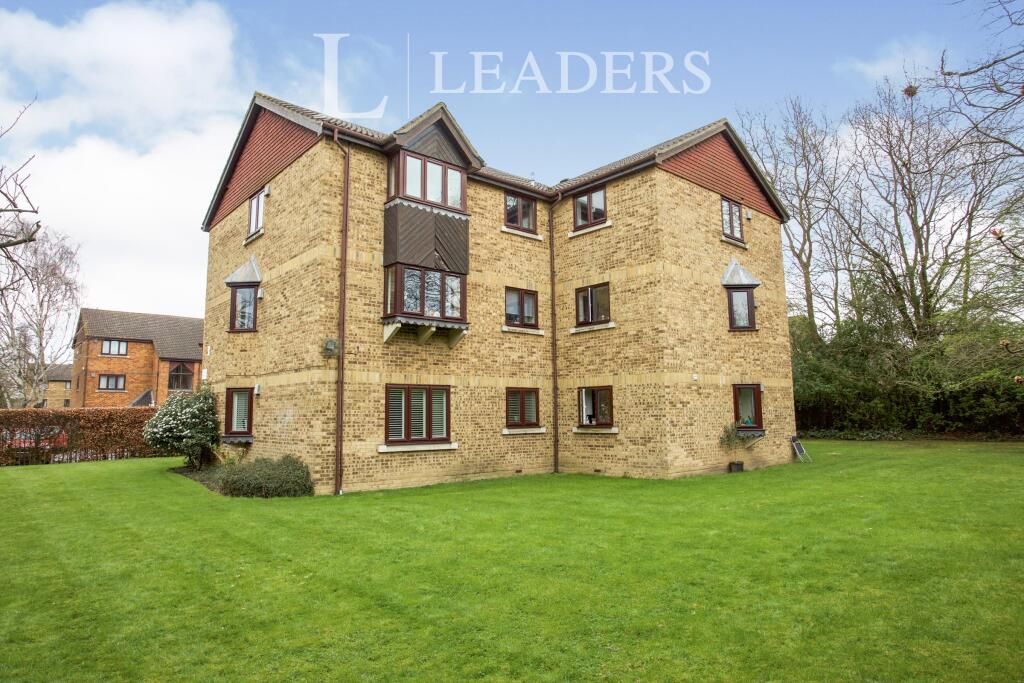 1 bed 1st Floor Flat for rent in Pyrford. From Leaders Sales - Woking