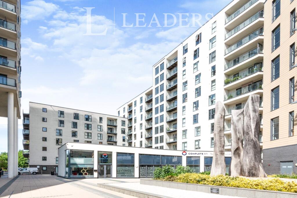 1 bed 1st Floor Flat for rent in Woking. From Leaders Sales - Woking