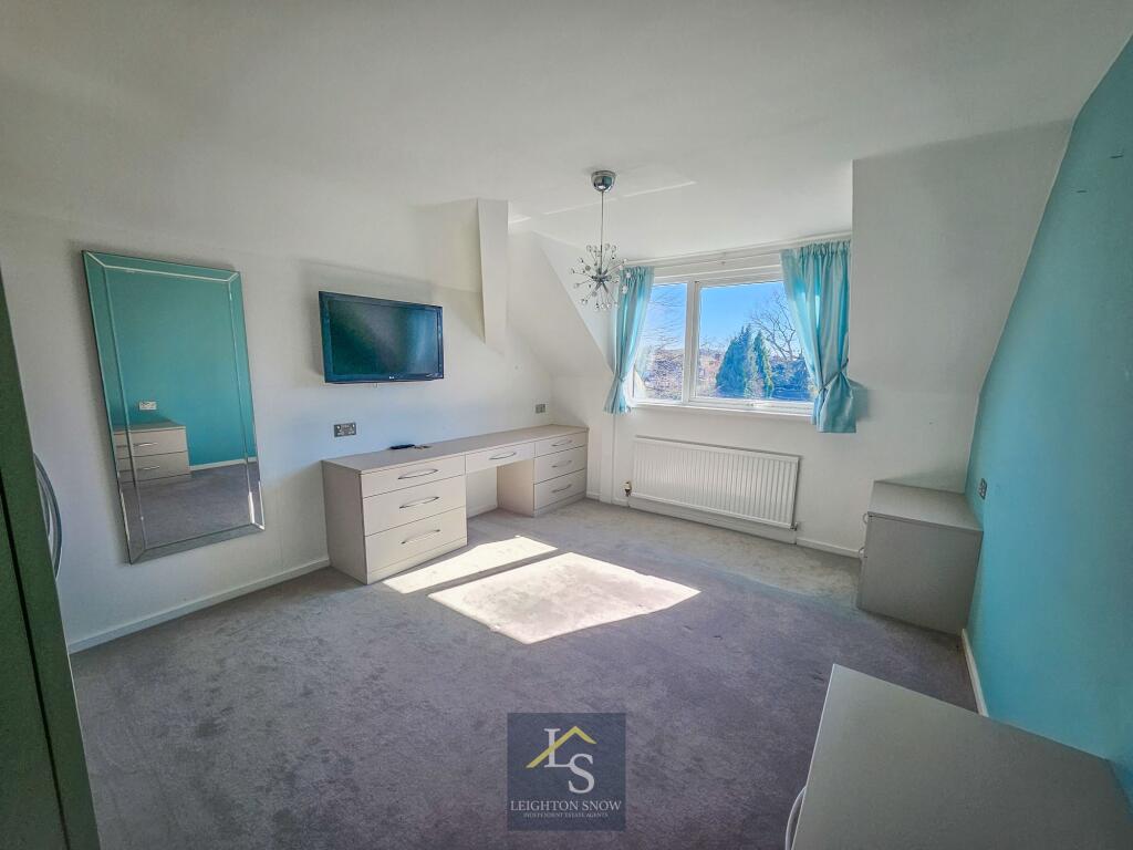 2 bed Apartment for rent in Wilmslow. From Leighton Snow - Bramhall 2 bed Apartment for rent in Wilmslow. From Leighton Snow - Bramhall