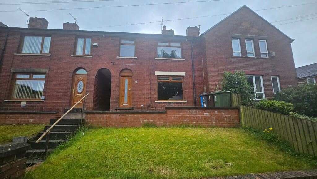 3 bed Mid Terraced House for rent in Oldham. From Leighton Snow - Bramhall