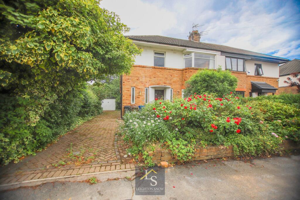 3 bed Semi Detached for rent in Bramhall. From Leighton Snow - Bramhall 3 bed Semi Detached for rent in Bramhall. From Leighton Snow - Bramhall
