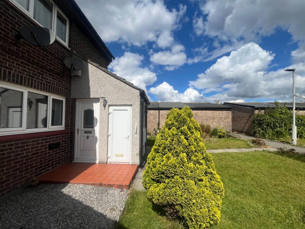1 bed 1st Floor Flat for rent in Hazel Grove. From Leighton Snow - Bramhall