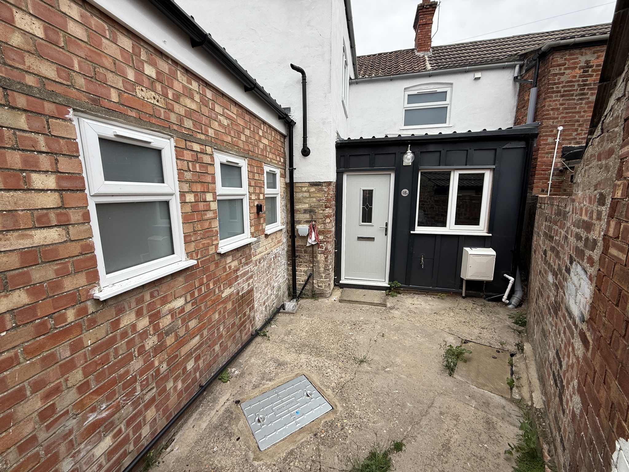 2 bed Maisonette for rent in Holbeach. From Lets Get you Moving.co.uk - Holbeach