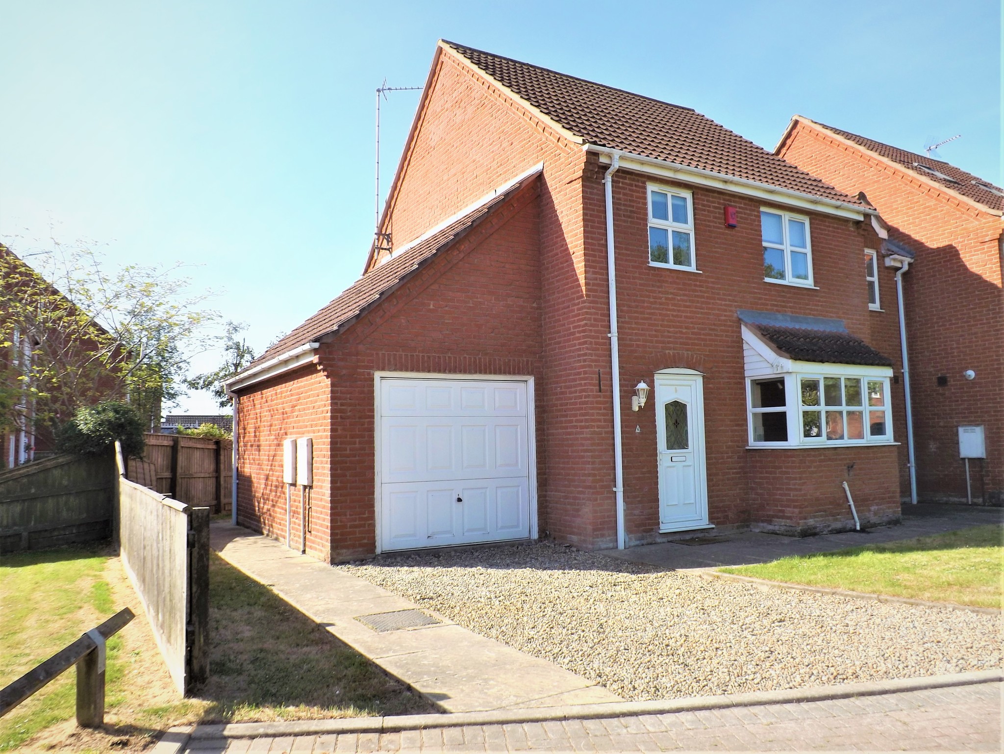 3 bed End of Terrace for rent in Lutton. From Lets Get you Moving.co.uk - Holbeach