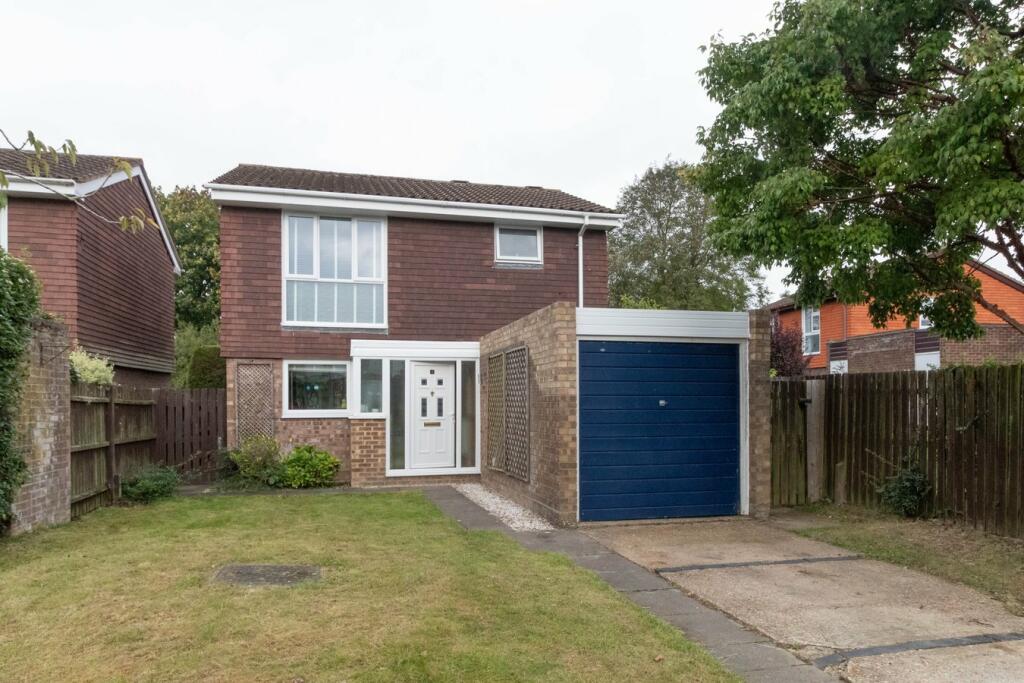 3 bed Detached House for rent in Letchworth. From Leysbrook