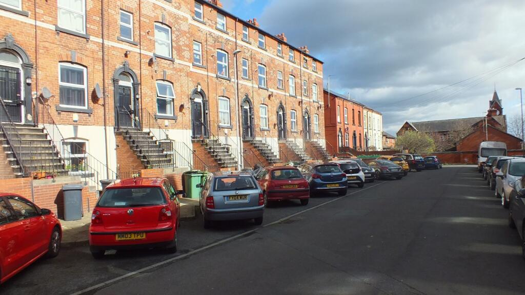 1 bed 1st Floor Flat for rent in Leeds. From Linley & Simpson - Headingley