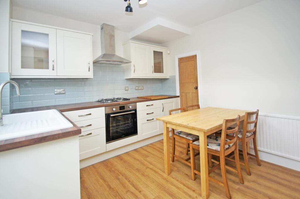 2 bed Semi Detached for rent in Leeds. From Linley & Simpson - Headingley