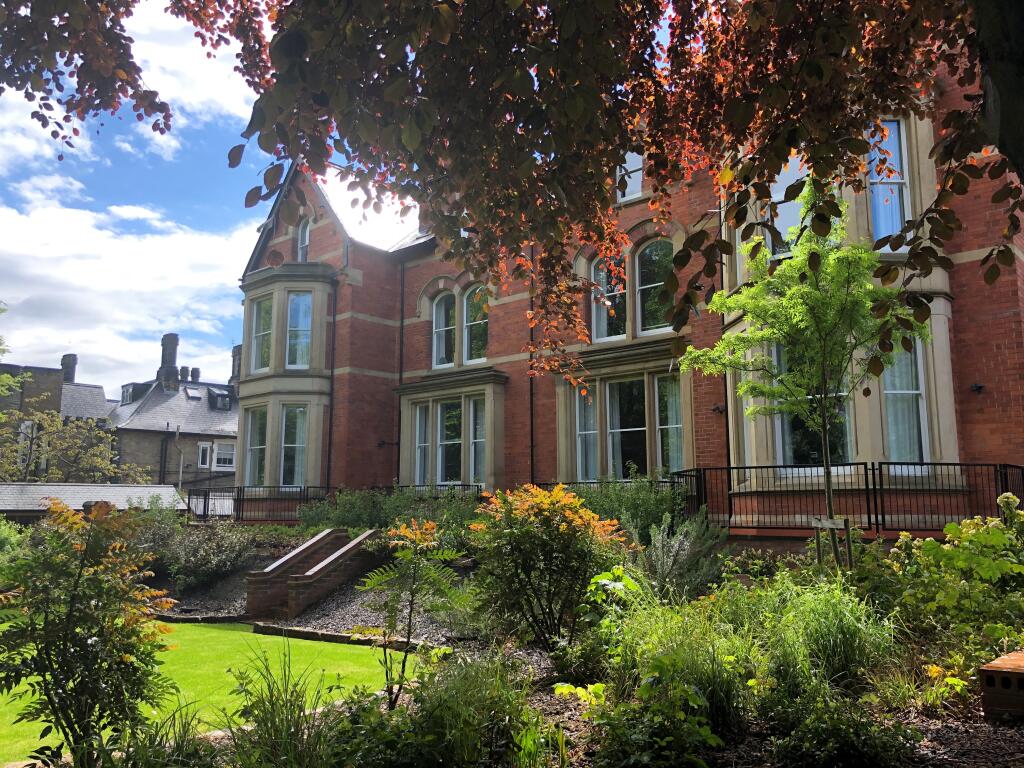 1 bed 1st Floor Flat for rent in Leeds. From Linley & Simpson - Headingley