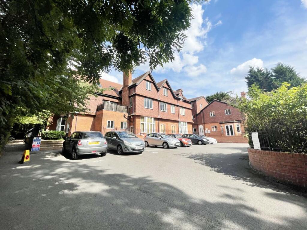 2 bed 1st Floor Flat for rent in Leeds. From Linley & Simpson - Headingley