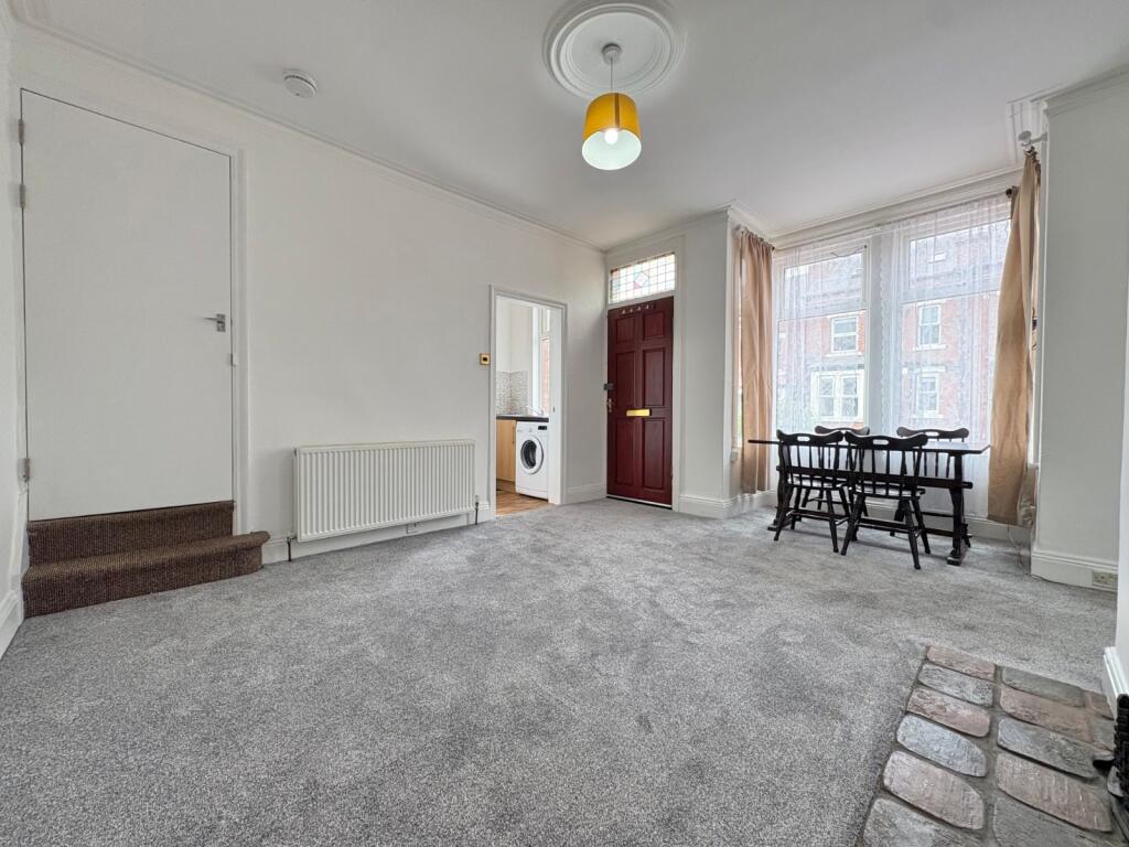 3 bed Mid Terraced House for rent in Horsforth. From Linley & Simpson - Headingley