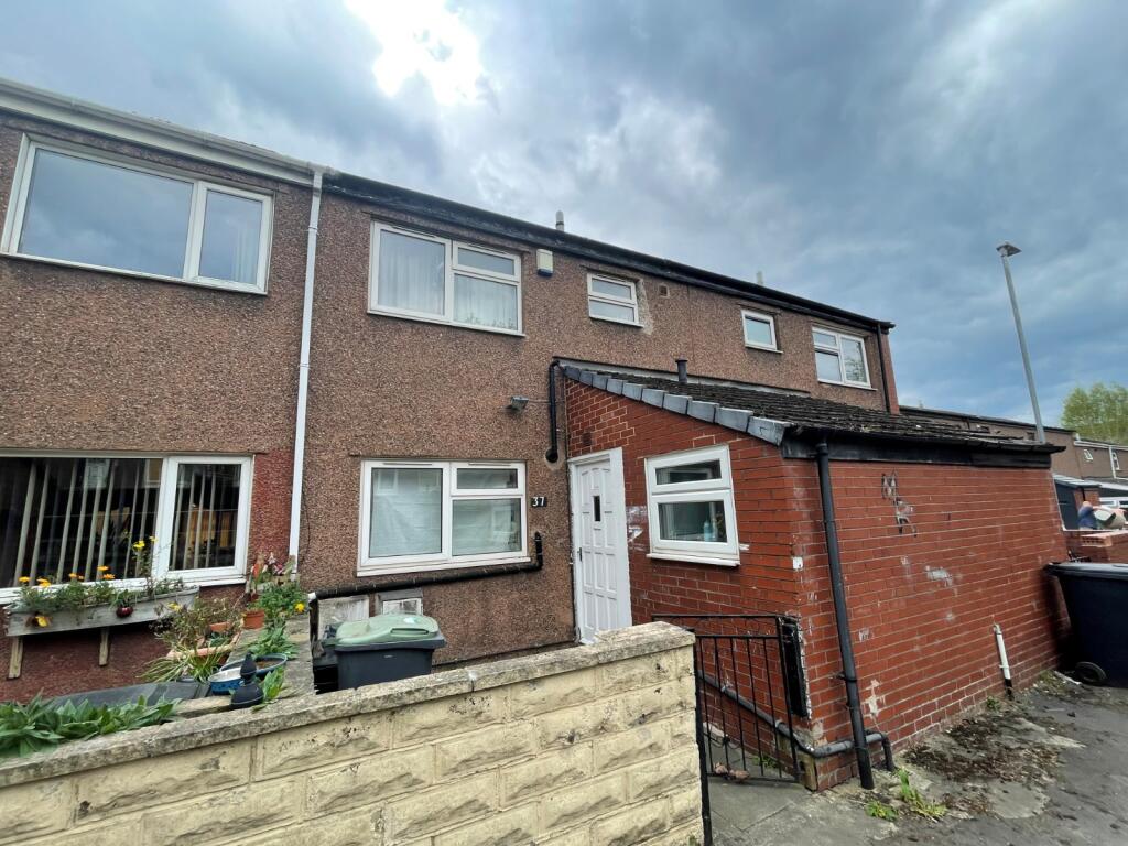 3 bed Mid Terraced House for rent in Leeds. From Linley & Simpson - Headingley 3 bed Mid Terraced House for rent in Leeds. From Linley & Simpson - Headingley