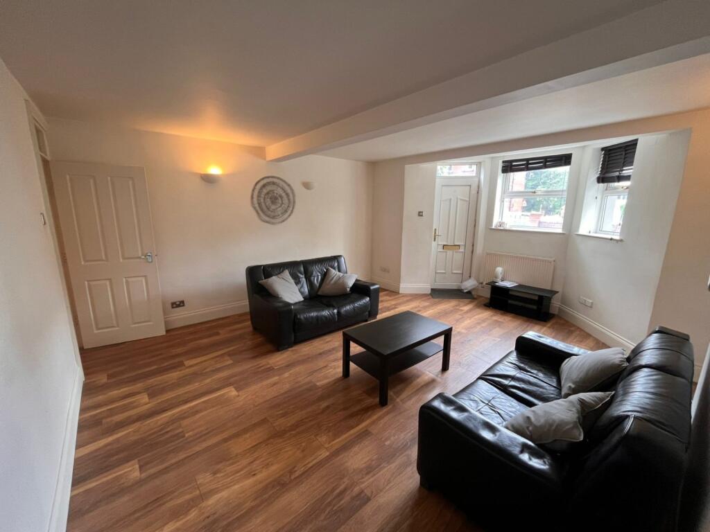 2 bed 1st Floor Flat for rent in Leeds. From Linley & Simpson - Headingley 2 bed 1st Floor Flat for rent in Leeds. From Linley & Simpson - Headingley