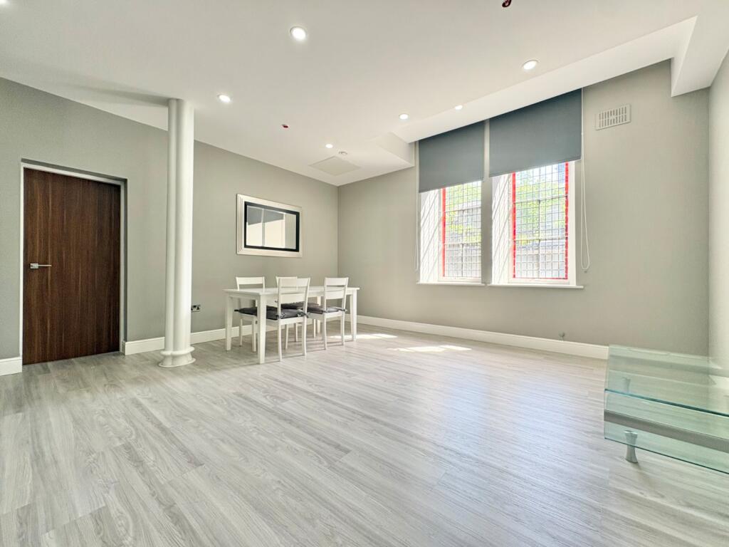1 bed 1st Floor Flat for rent in . From Linley & Simpson - Headingley