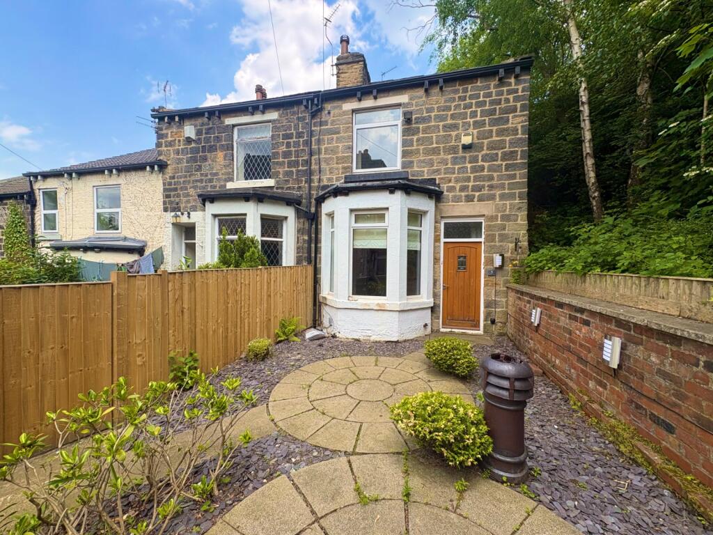 3 bed End of Terrace for rent in Leeds. From Linley & Simpson - Headingley