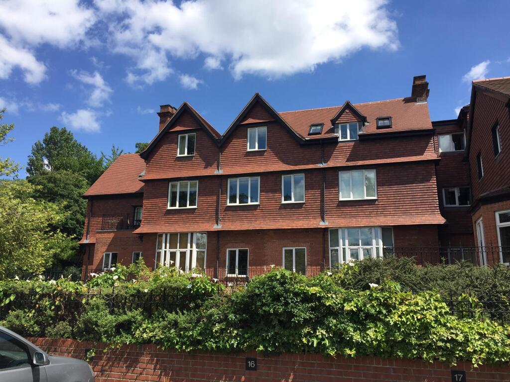 3 bed 1st Floor Flat for rent in Leeds. From Linley & Simpson - Headingley 3 bed 1st Floor Flat for rent in Leeds. From Linley & Simpson - Headingley