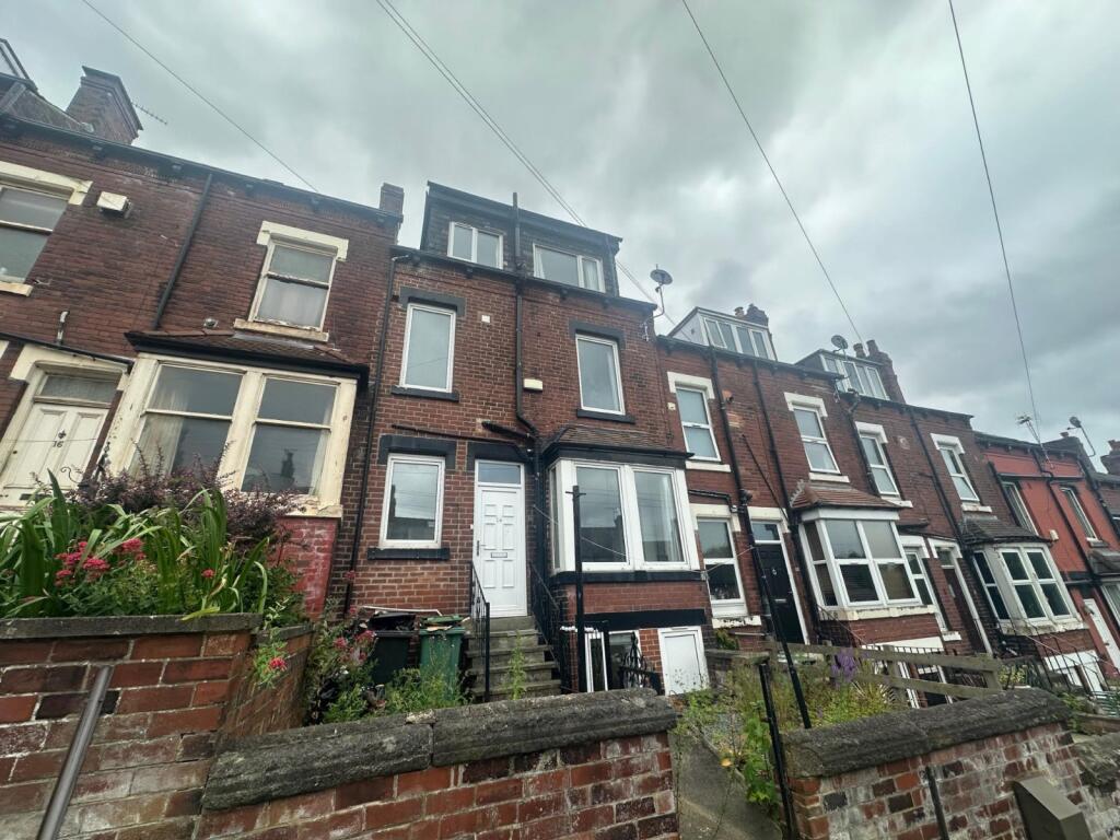 3 bed Mid Terraced House for rent in Horsforth. From Linley & Simpson - Headingley 3 bed Mid Terraced House for rent in Horsforth. From Linley & Simpson - Headingley