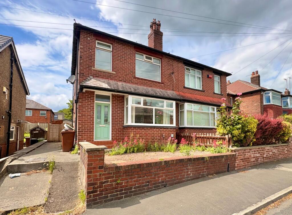 3 bed Semi Detached for rent in Leeds. From Linley & Simpson - Headingley