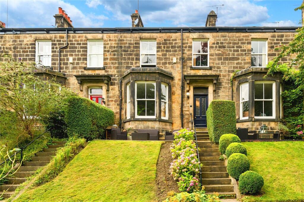 3 bed Mid Terraced House for rent in Leeds. From Linley & Simpson - Headingley 3 bed Mid Terraced House for rent in Leeds. From Linley & Simpson - Headingley