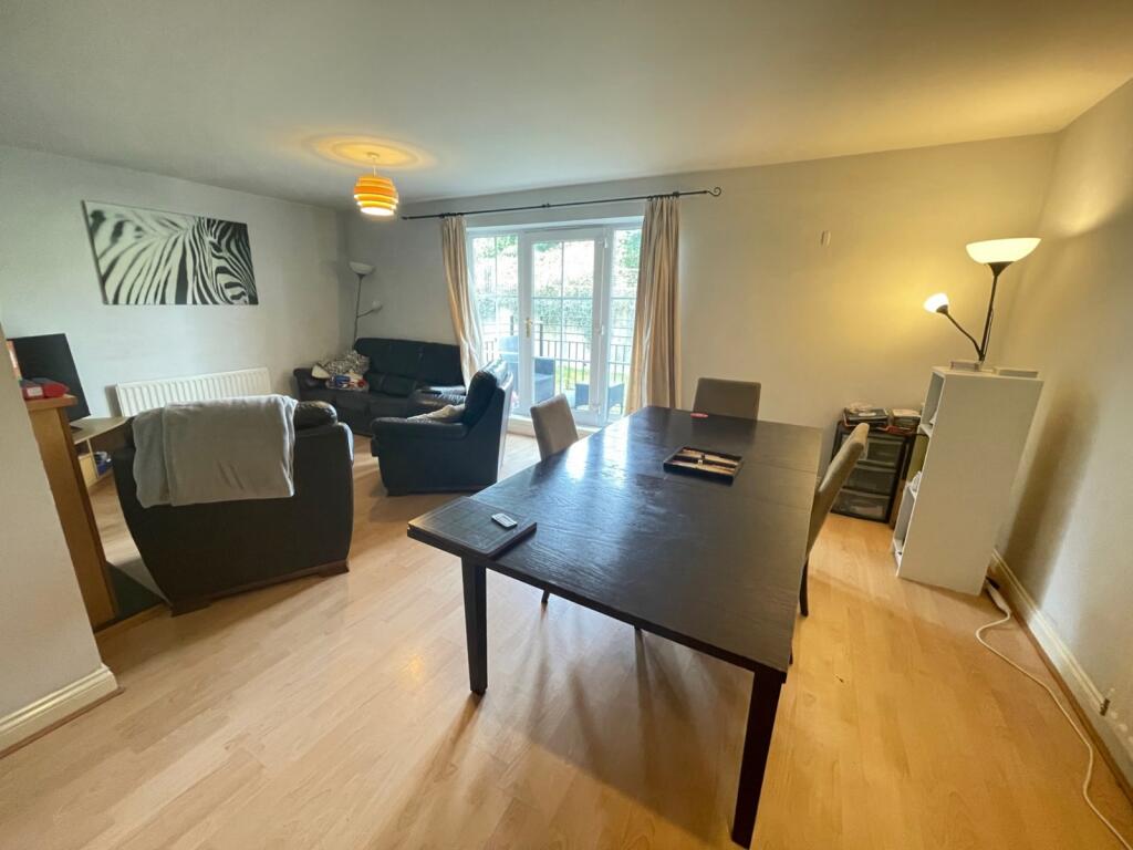 3 bed 1st Floor Flat for rent in Bramhope. From Linley & Simpson - Headingley