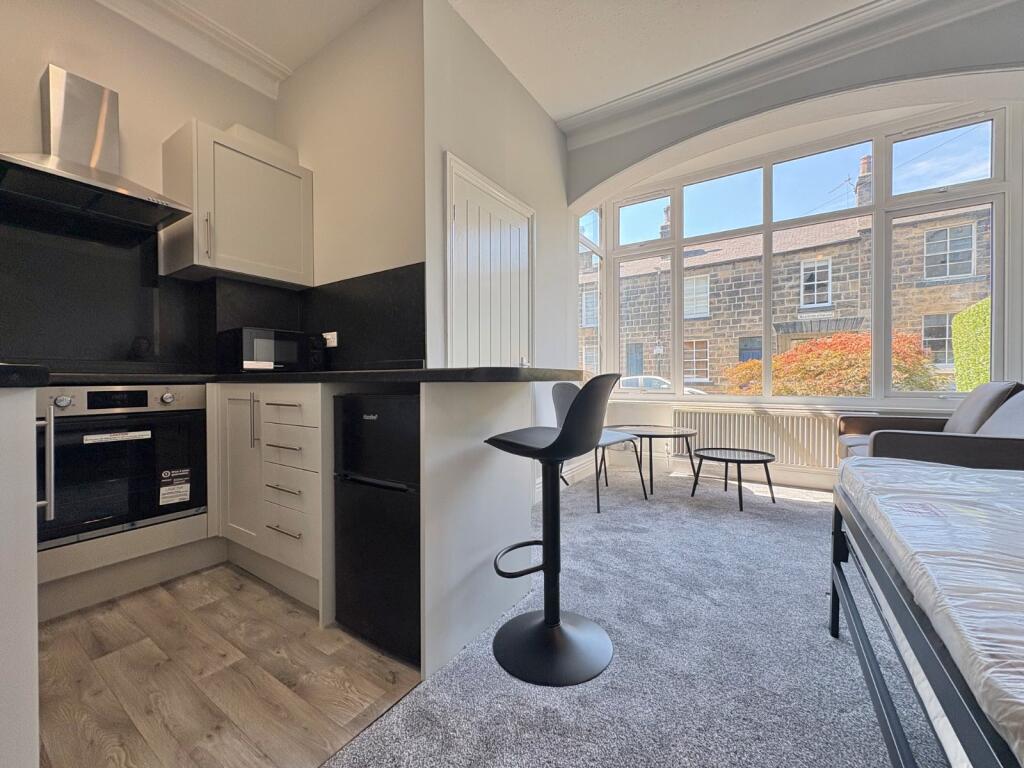 4 bed 1st Floor Flat for rent in Leeds. From Linley & Simpson - Headingley 4 bed 1st Floor Flat for rent in Leeds. From Linley & Simpson - Headingley