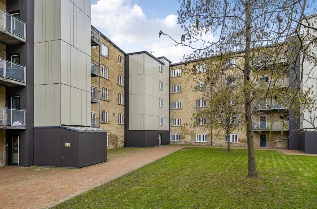 2 bed 1st Floor Flat for rent in Leeds. From Linley & Simpson - Headingley