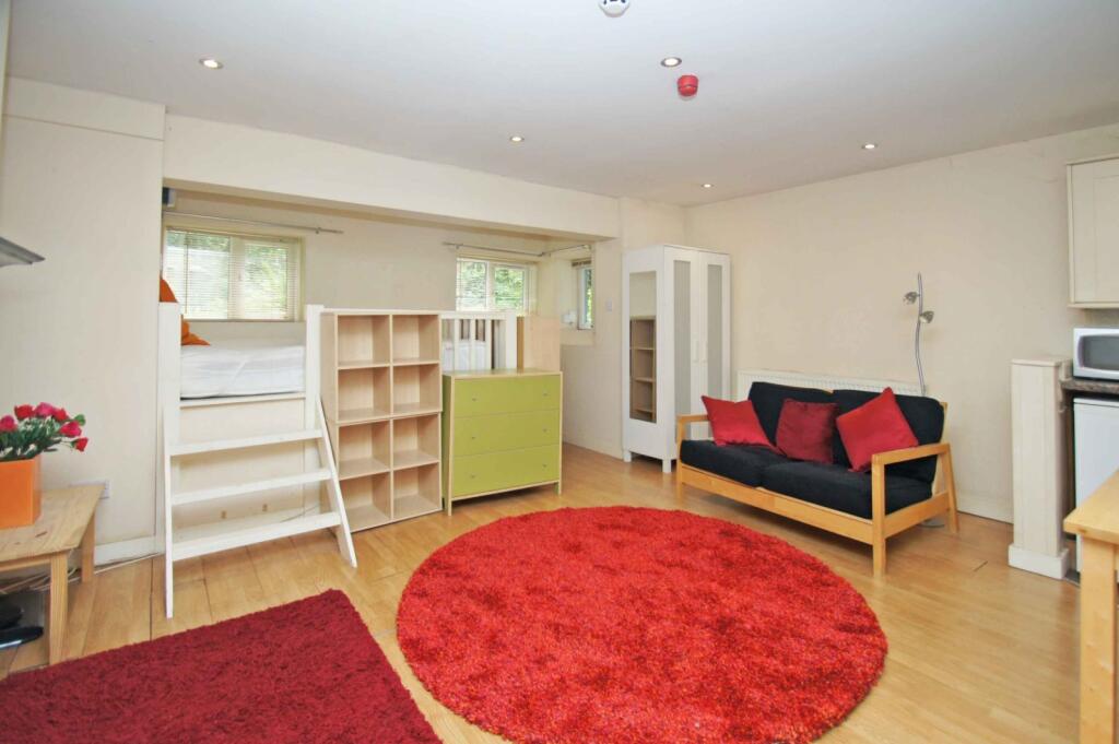 0 bed 1st Floor Flat for rent in Leeds. From Linley & Simpson - Headingley