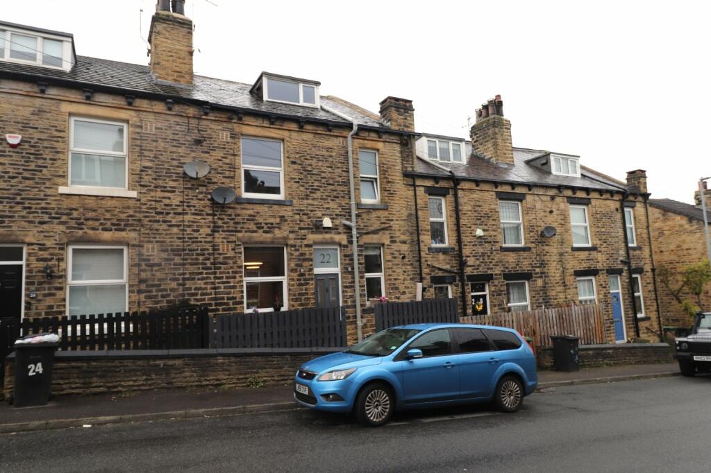 2 bed Mid Terraced House for rent in Horsforth. From Linley & Simpson - Pudsey