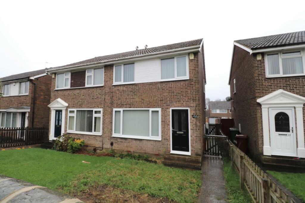 3 bed Detached House for rent in Troydale. From Linley & Simpson - Pudsey