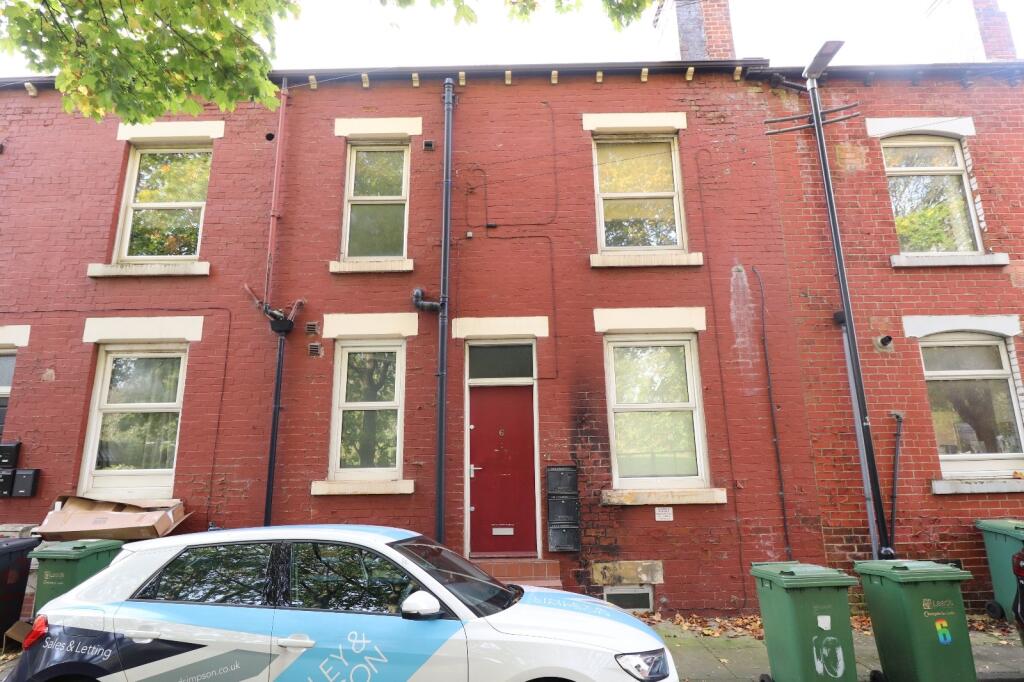 1 bed 1st Floor Flat for rent in Leeds. From Linley & Simpson - Pudsey
