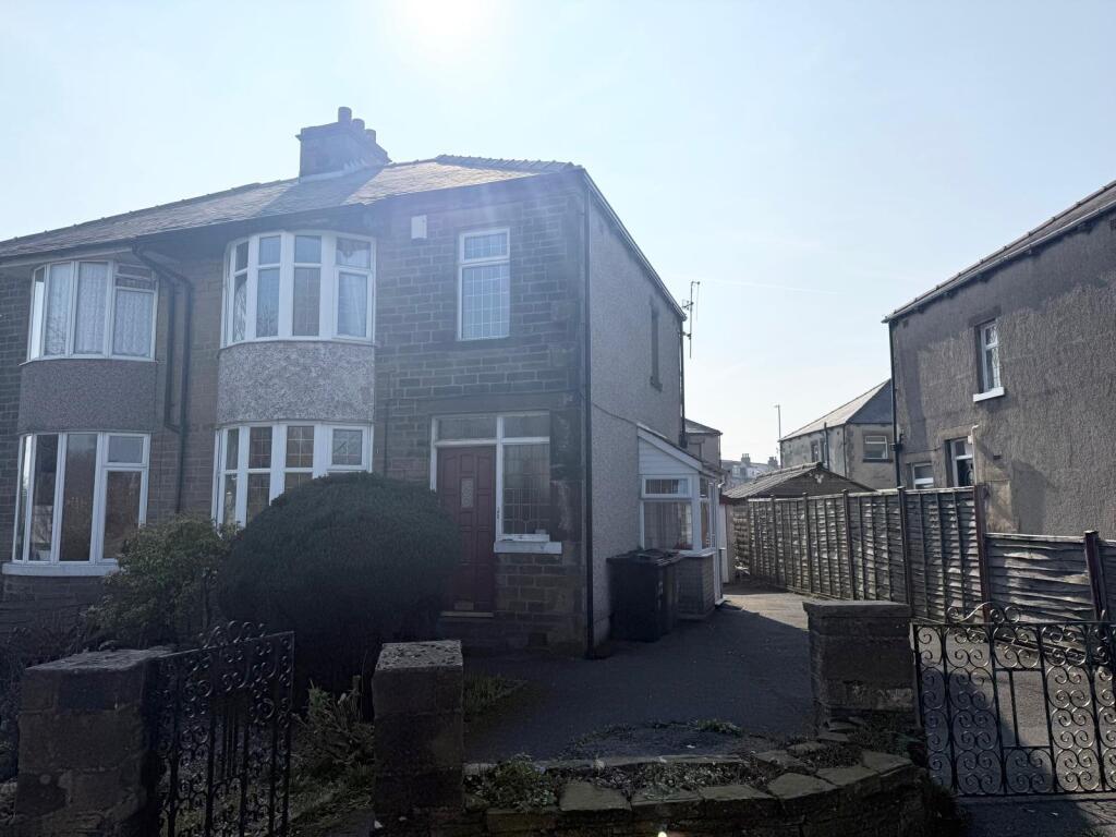 3 bed Semi Detached for rent in Pudsey. From Linley & Simpson - Pudsey