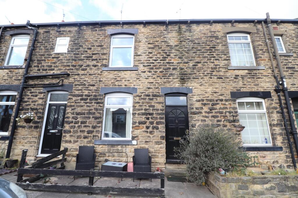 3 bed Detached for rent in Pudsey. From Linley & Simpson - Pudsey