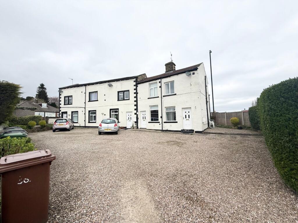 1 bed Mid Terraced House for rent in Pudsey. From Linley & Simpson - Pudsey