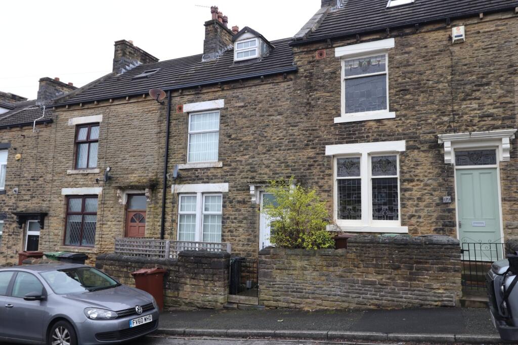 2 bed Mid Terraced House for rent in Pudsey. From Linley & Simpson - Pudsey 2 bed Mid Terraced House for rent in Pudsey. From Linley & Simpson - Pudsey