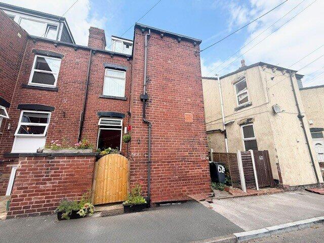 1 bed 1st Floor Flat for rent in Leeds. From Linley & Simpson - Pudsey