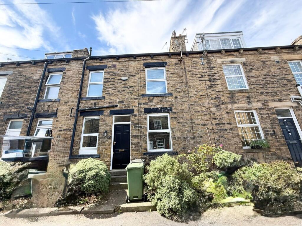 2 bed Mid Terraced House for rent in Pudsey. From Linley & Simpson - Pudsey 2 bed Mid Terraced House for rent in Pudsey. From Linley & Simpson - Pudsey