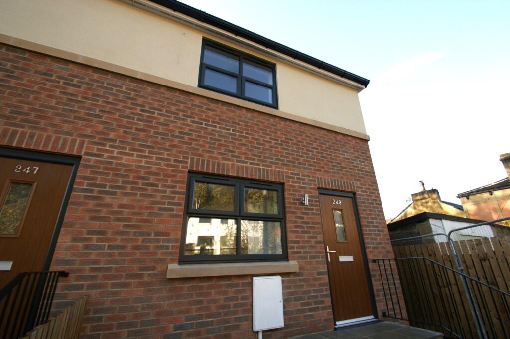2 bed Detached for rent in Troydale. From Linley & Simpson - Pudsey 2 bed Detached for rent in Troydale. From Linley & Simpson - Pudsey