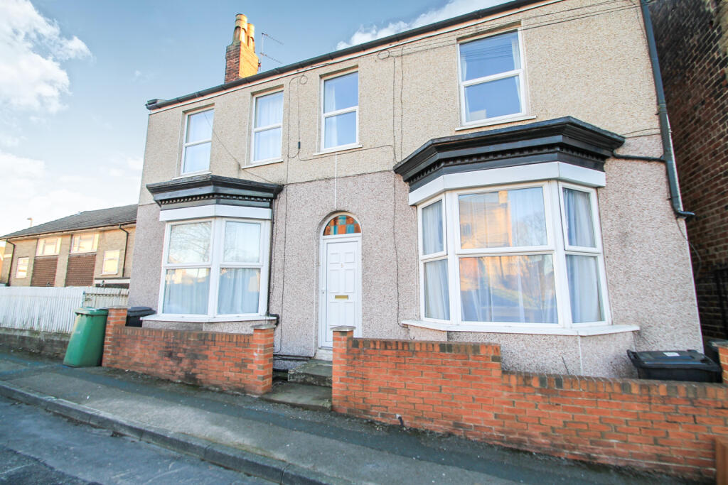 1 bed 1st Floor Flat for rent in Leeds. From Linley & Simpson - Pudsey