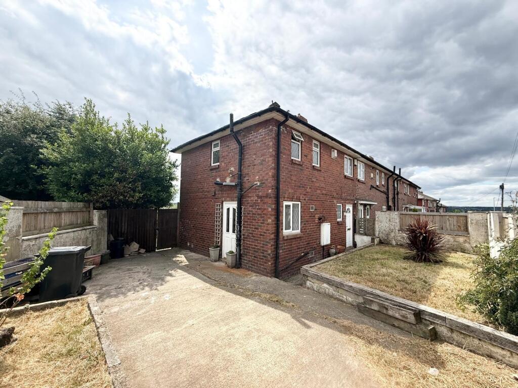 3 bed End of Terrace for rent in Pudsey. From Linley & Simpson - Pudsey 3 bed End of Terrace for rent in Pudsey. From Linley & Simpson - Pudsey