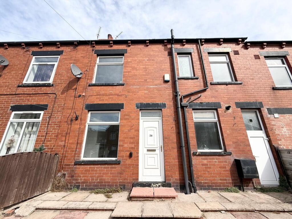 3 bed Mid Terraced House for rent in Leeds. From Linley & Simpson - Pudsey 3 bed Mid Terraced House for rent in Leeds. From Linley & Simpson - Pudsey