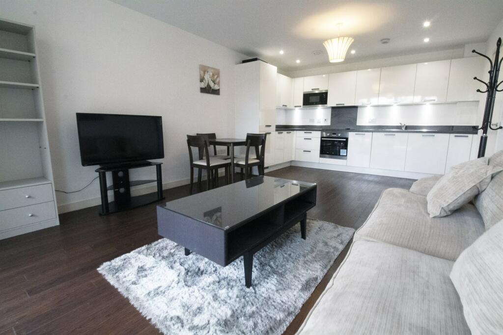 2 bed Apartment for rent in Poplar. From Lionsgate Property Management