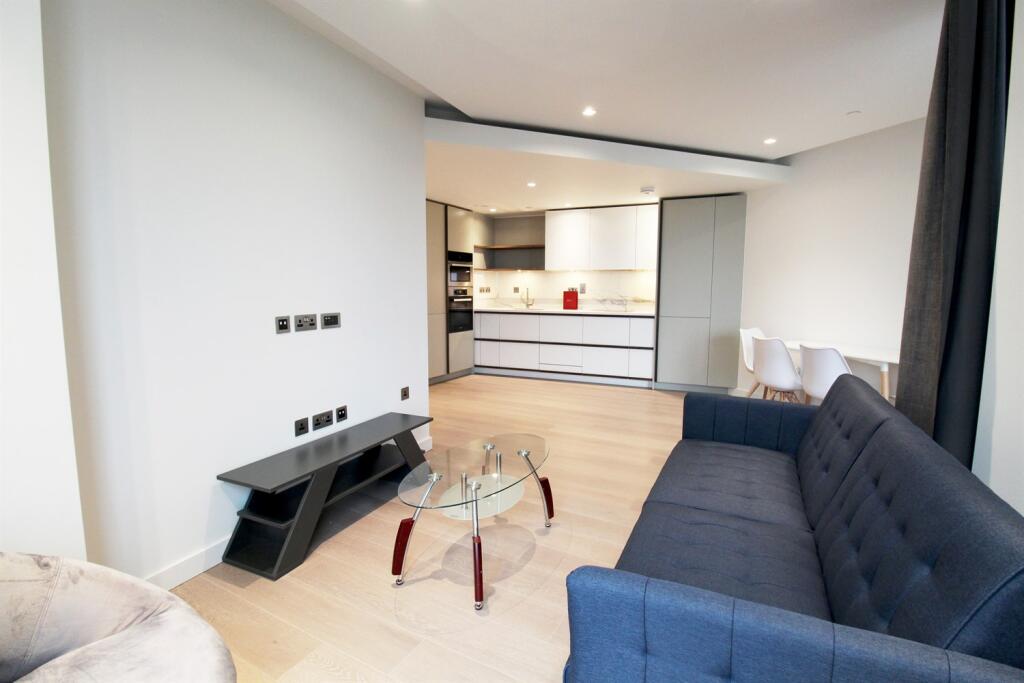 2 bed Apartment for rent in Paddington. From Lionsgate Property Management